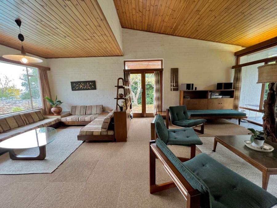 4 Bedroom Property for Sale in Uniepark Western Cape